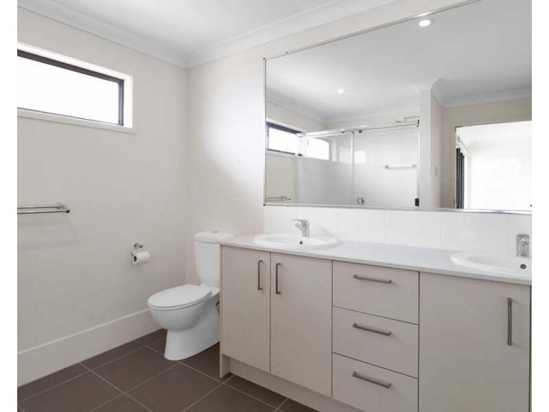 2/4 Kirribilli Avenue, East Mackay QLD 4740