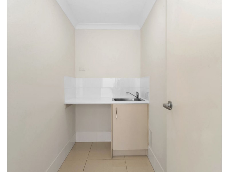 2/4 Kirribilli Avenue, East Mackay QLD 4740