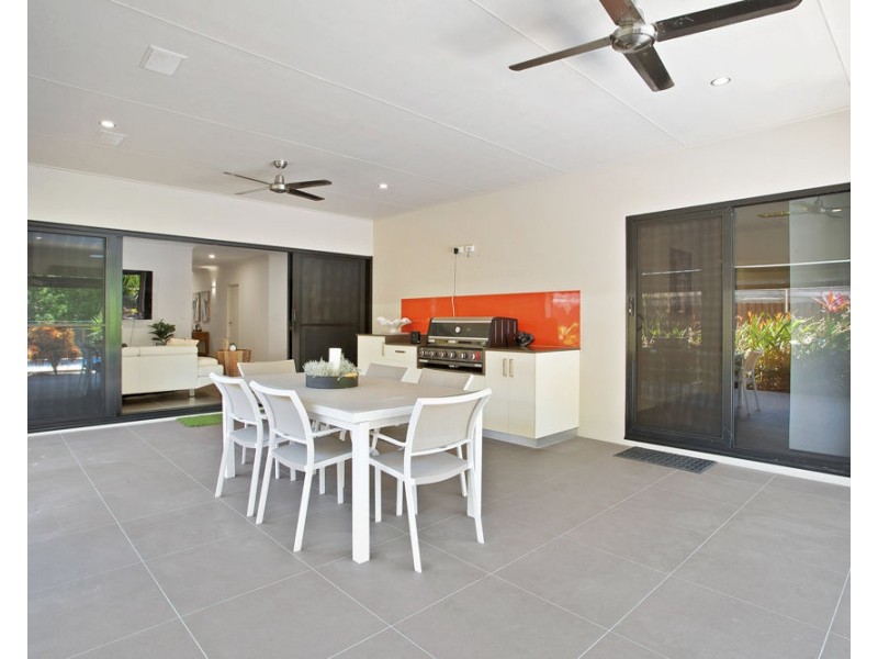 25 Corella Way, Blacks Beach QLD 4740