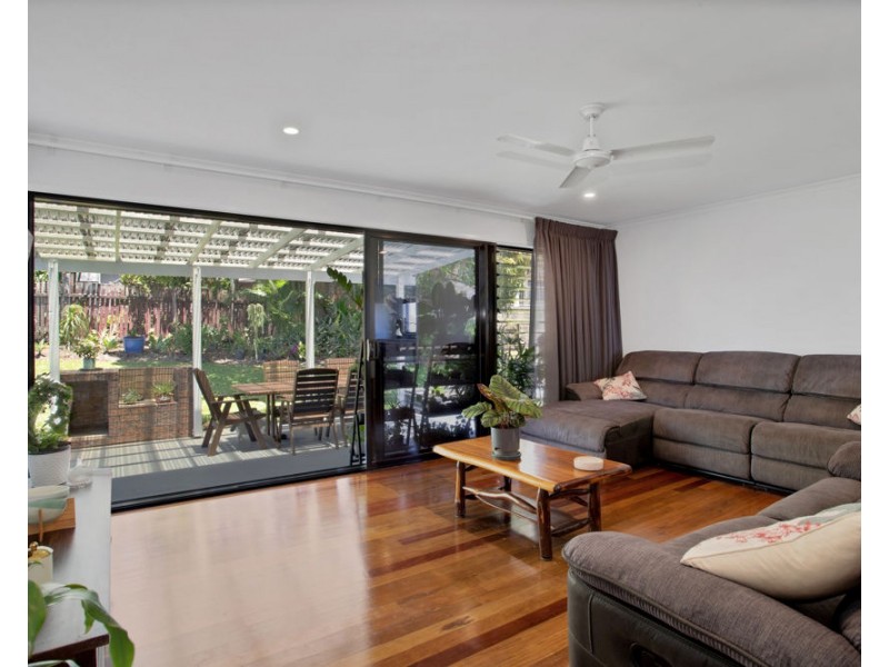 9 Outlook Crescent, Mount Pleasant QLD 4740