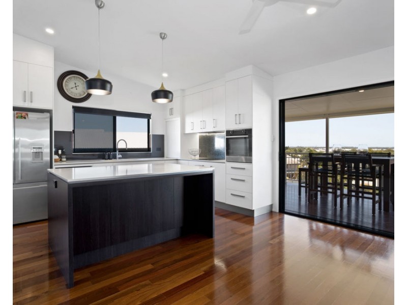 9 Outlook Crescent, Mount Pleasant QLD 4740