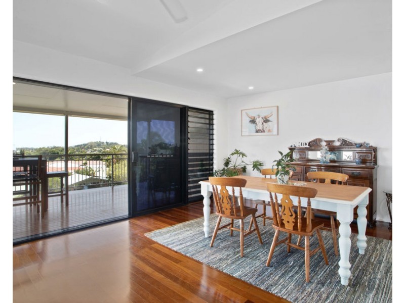 9 Outlook Crescent, Mount Pleasant QLD 4740