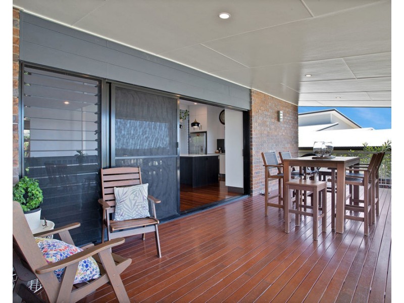 9 Outlook Crescent, Mount Pleasant QLD 4740