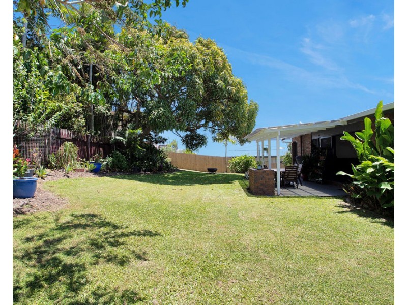 9 Outlook Crescent, Mount Pleasant QLD 4740
