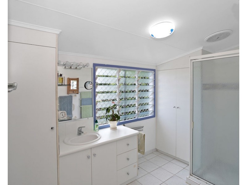 2 Ernest Street, North Mackay QLD 4740