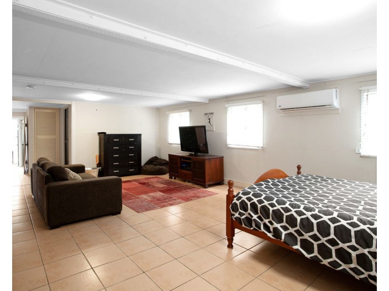 2 Ernest Street, North Mackay QLD 4740