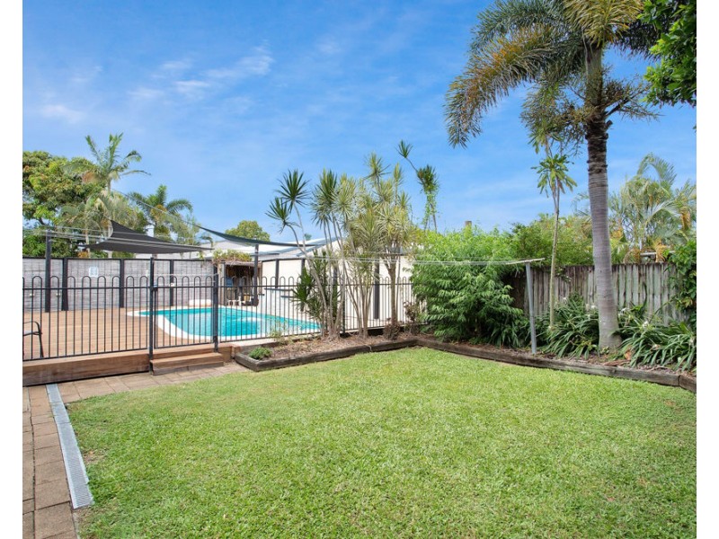 2 Ernest Street, North Mackay QLD 4740