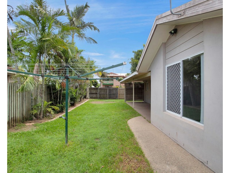 8 Brandon Street, South Mackay QLD 4740