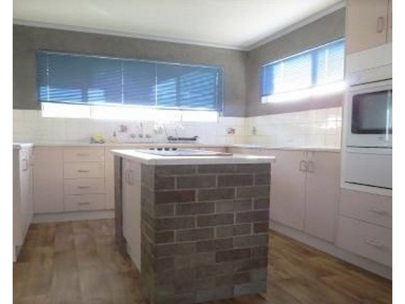 84 Beaconsfield Road, Beaconsfield QLD 4740