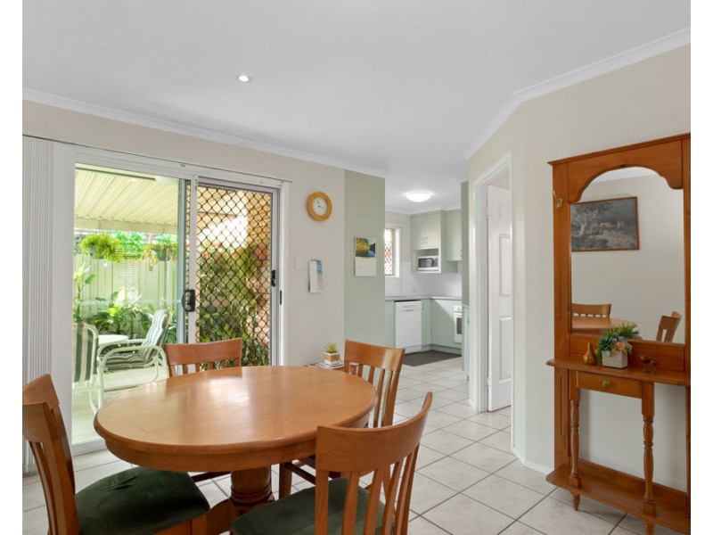 2/217 Evan Street, South Mackay QLD 4740