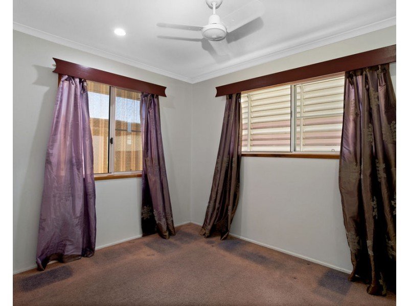 21 Mansfield Drive, Beaconsfield QLD 4740