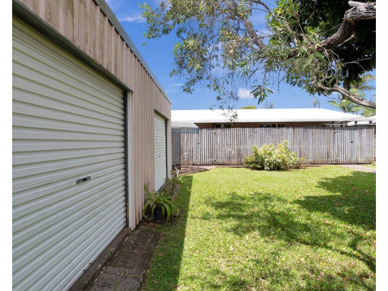 21 Mansfield Drive, Beaconsfield QLD 4740