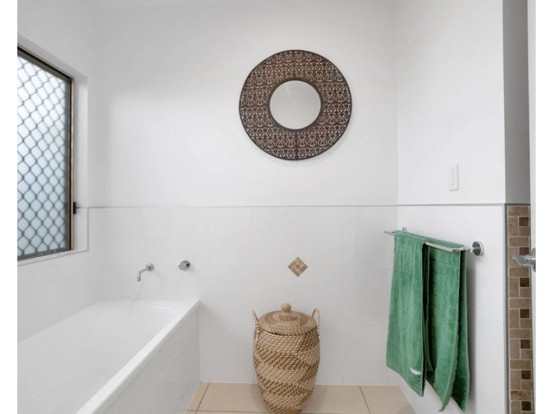 51 Corella Way, Blacks Beach QLD 4740