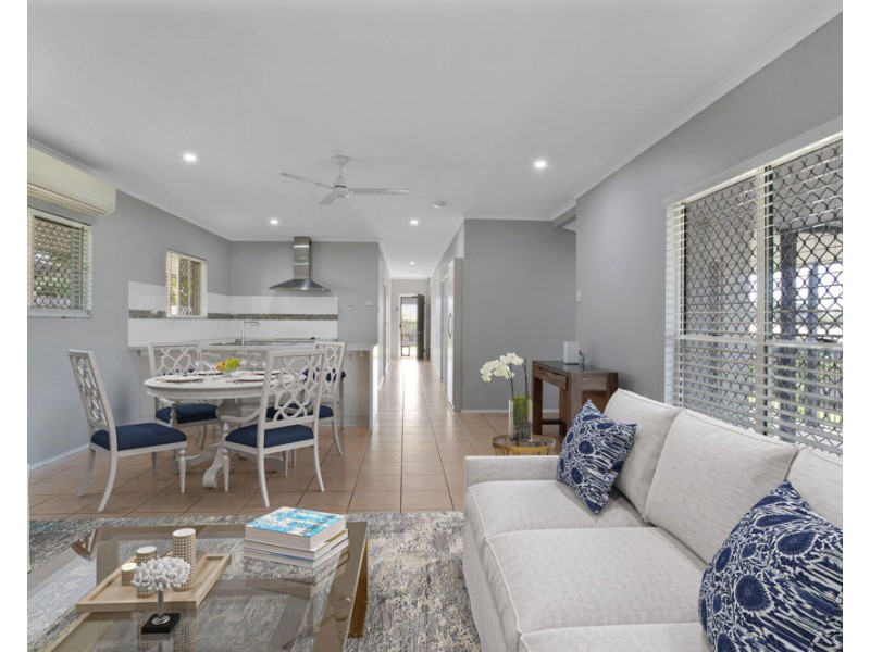 2 Denise Court, Beaconsfield QLD 4740