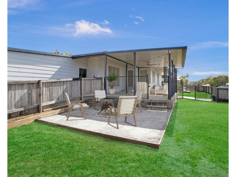 2 Denise Court, Beaconsfield QLD 4740
