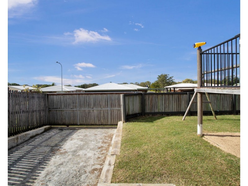 2 Denise Court, Beaconsfield QLD 4740