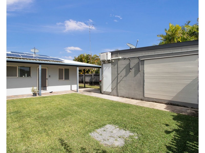 2 Denise Court, Beaconsfield QLD 4740