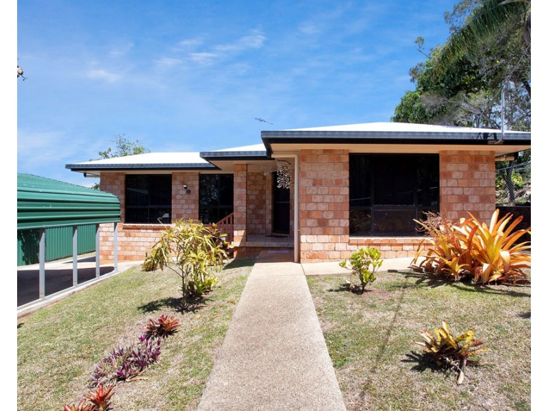 37 Leslie Street, Sarina QLD 4737