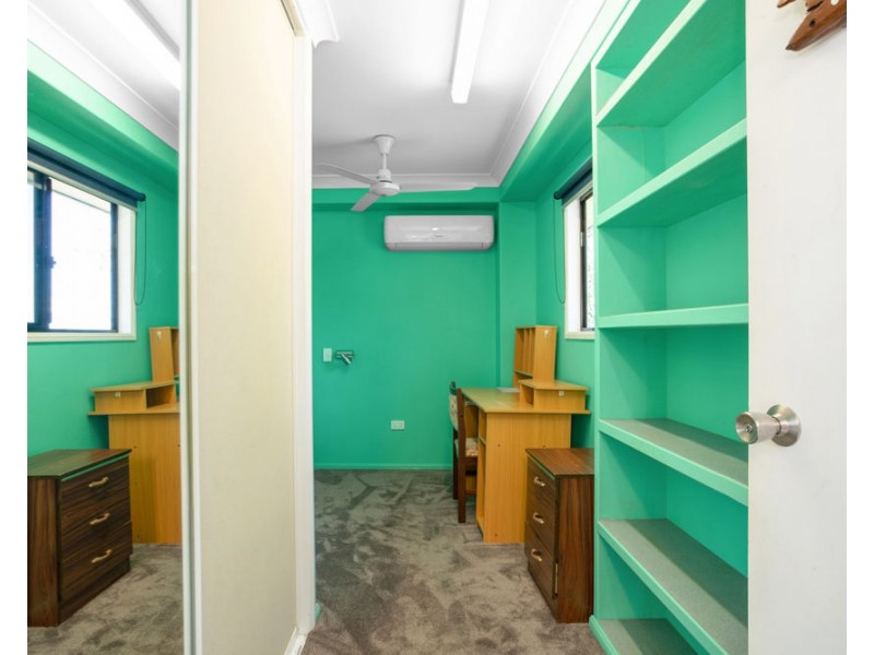 37 Leslie Street, Sarina QLD 4737