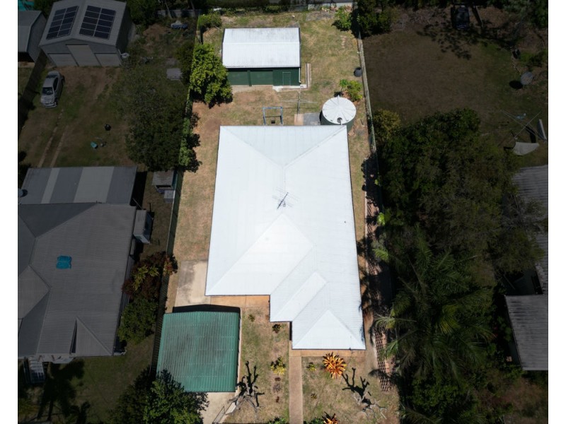 37 Leslie Street, Sarina QLD 4737