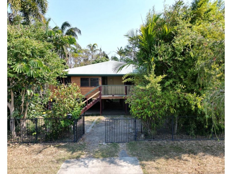 8 Creek Street, North Mackay QLD 4740