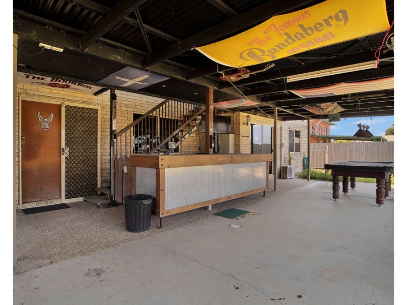 12 Davey Street, Glenella QLD 4740