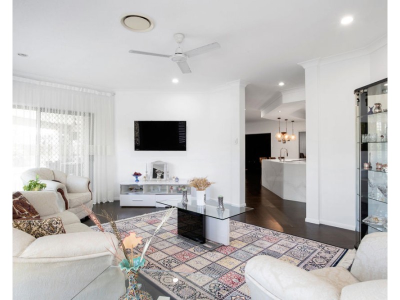 16 Bonsai Court, Glenella QLD 4740