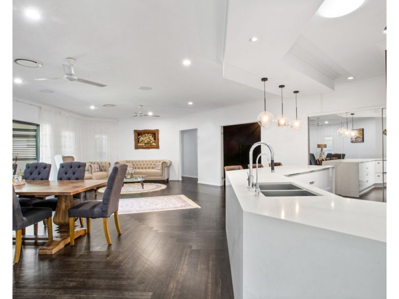 16 Bonsai Court, Glenella QLD 4740