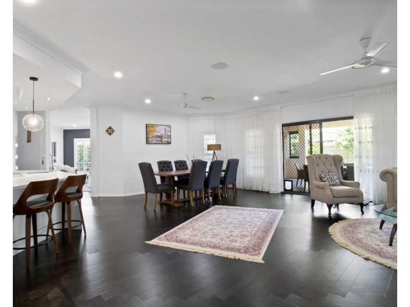 16 Bonsai Court, Glenella QLD 4740