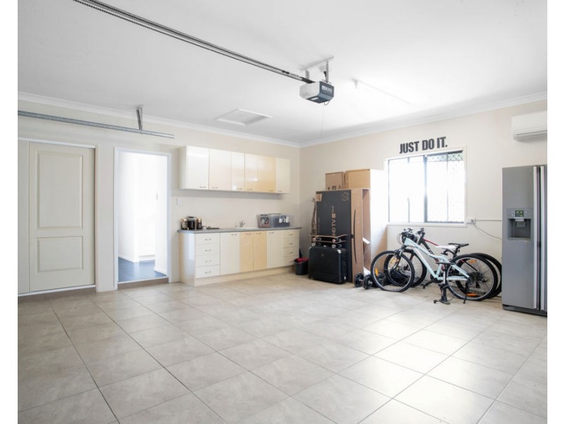 16 Bonsai Court, Glenella QLD 4740
