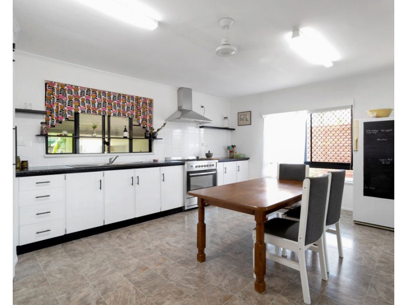 11 Knobel Street, North Mackay QLD 4740