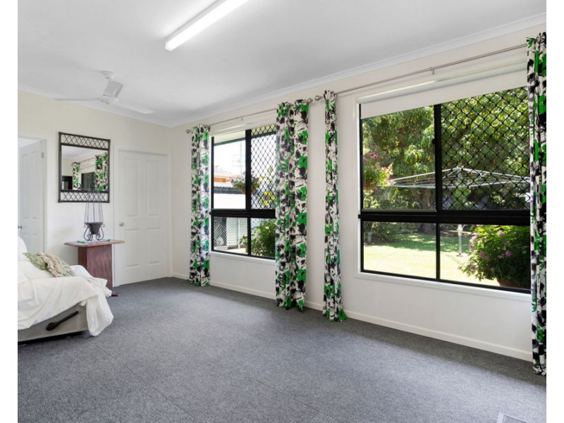 11 Knobel Street, North Mackay QLD 4740