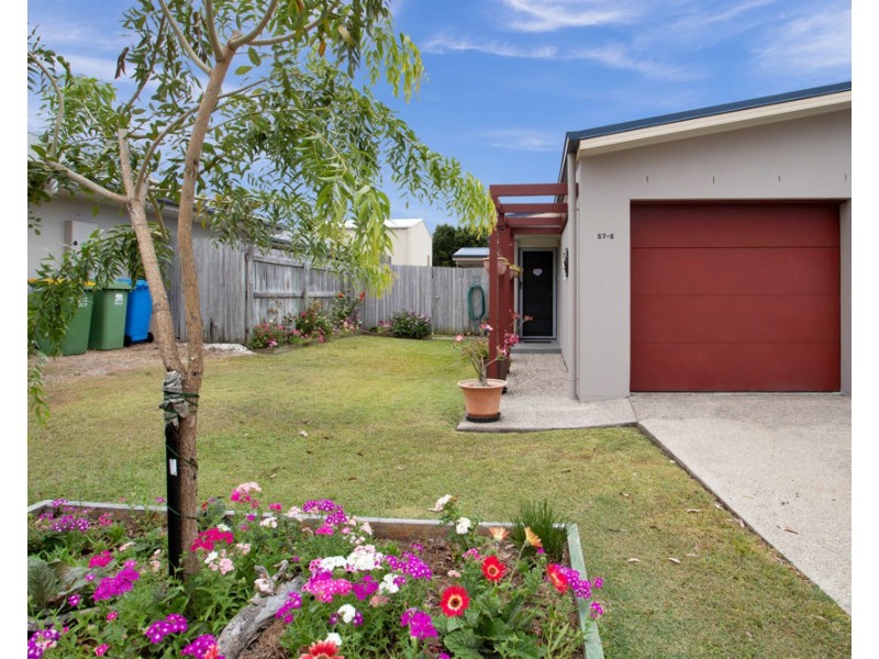 1&2/57 Phoenix Crescent, Rural View QLD 4740