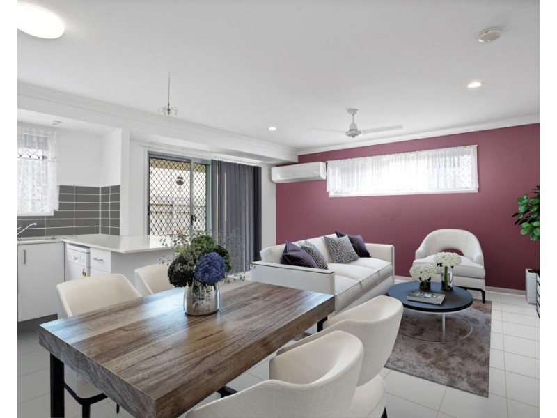 1&2/57 Phoenix Crescent, Rural View QLD 4740