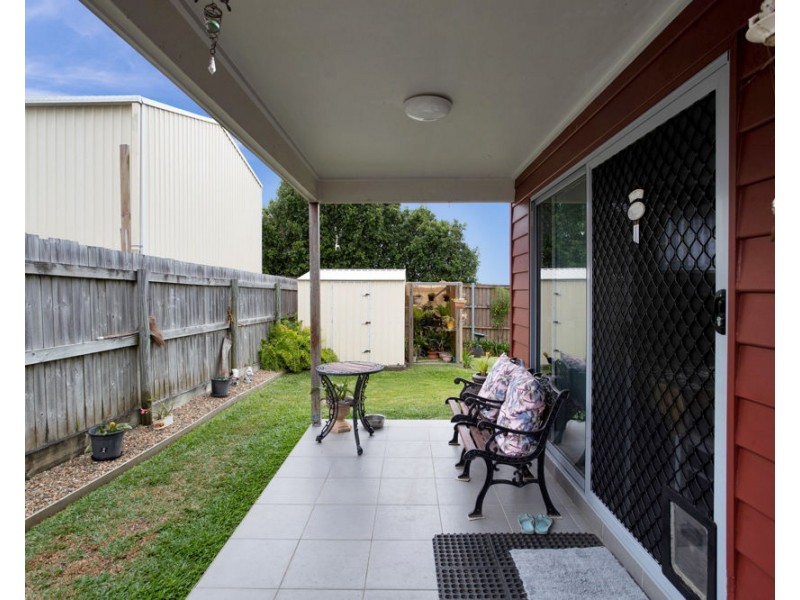 1&2/57 Phoenix Crescent, Rural View QLD 4740