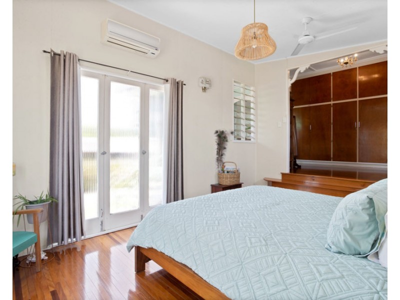 1 Mackenzie Street, West Mackay QLD 4740
