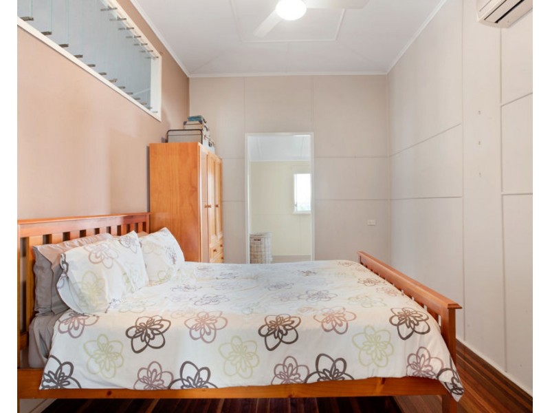 1 Mackenzie Street, West Mackay QLD 4740
