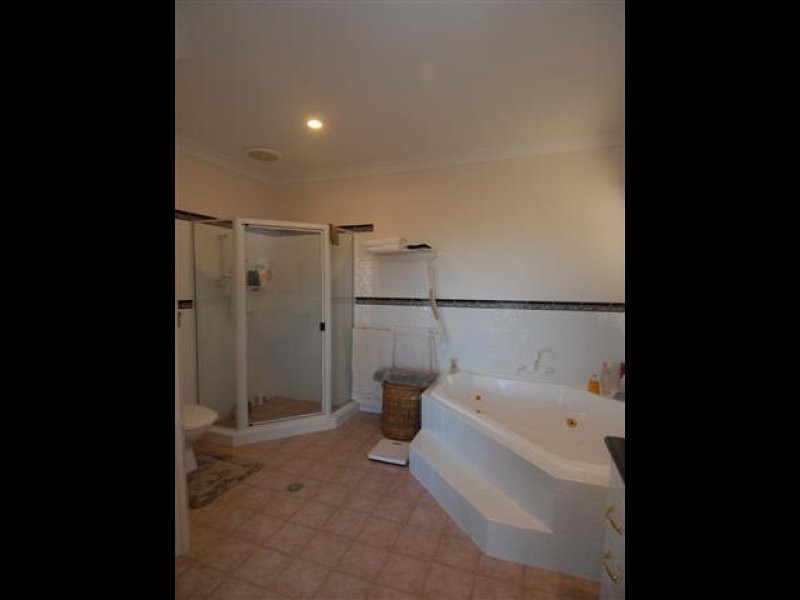 1189 Yakapari-Seaforth Road, Mount Jukes QLD 4740