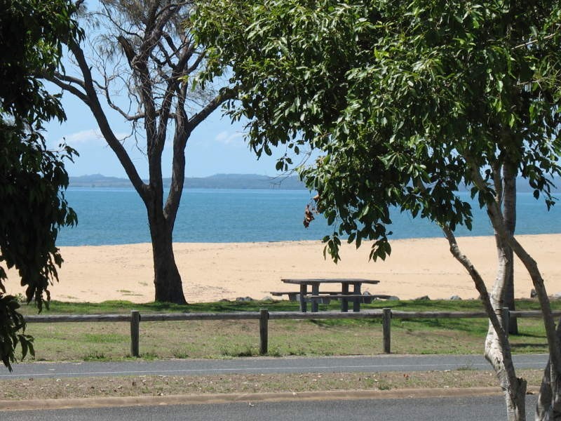 38 Binnington Esplanade, East Mackay QLD 4740
