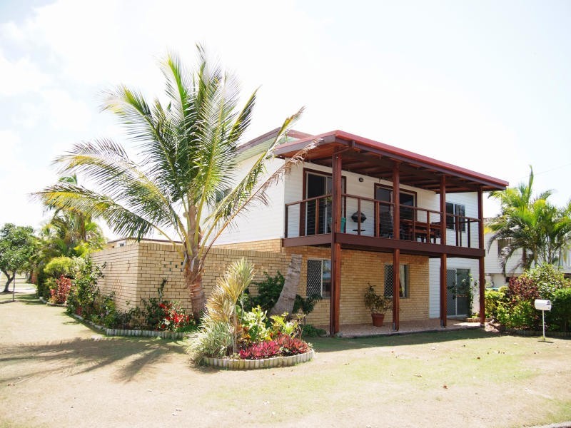 38 Binnington Esplanade, East Mackay QLD 4740