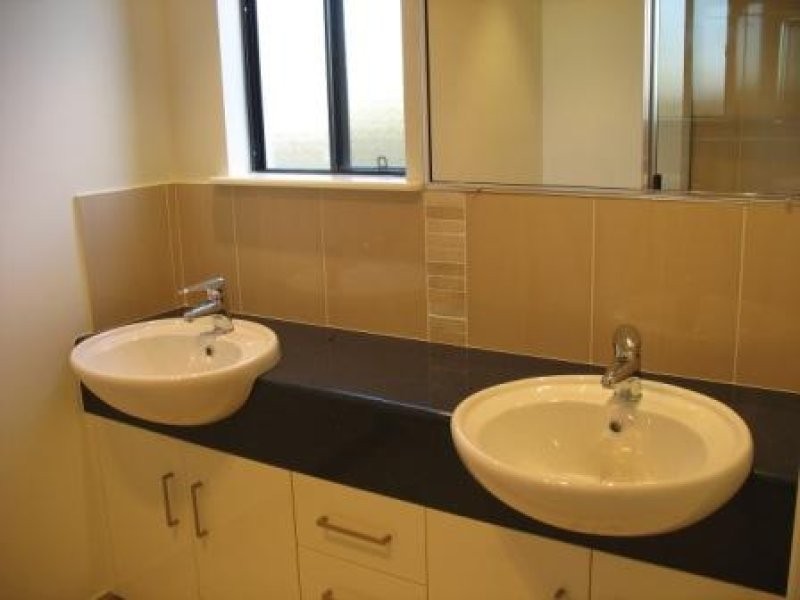 21 Churchill Avenue, Mackay QLD 4740