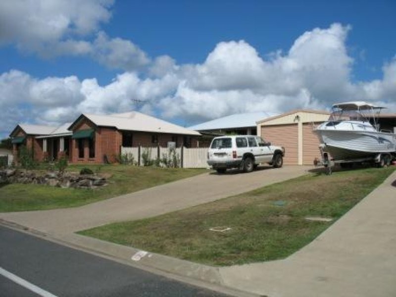 2 Mattey Court, Mackay QLD 4740