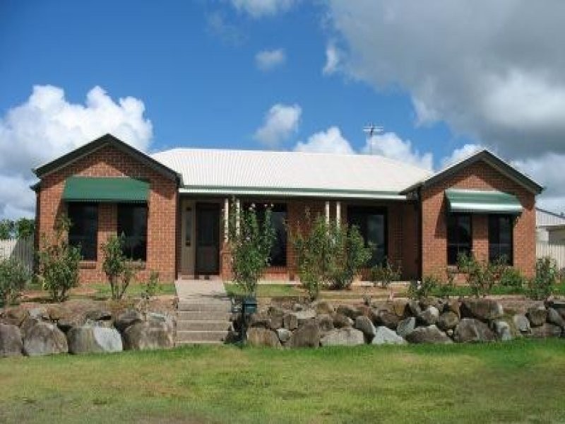 2 Mattey Court, Mackay QLD 4740