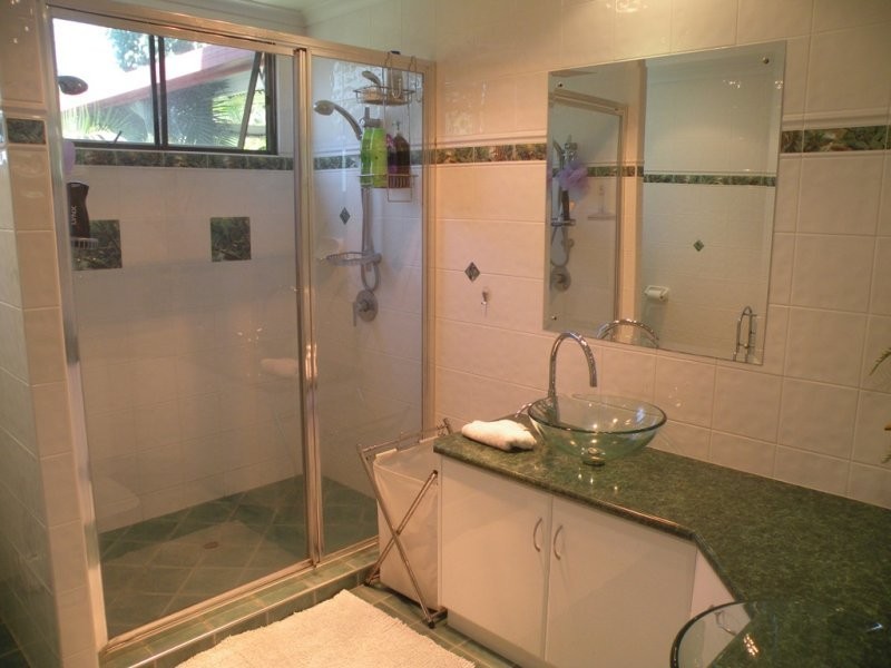 24 Roberts Avenue, North Mackay QLD 4740