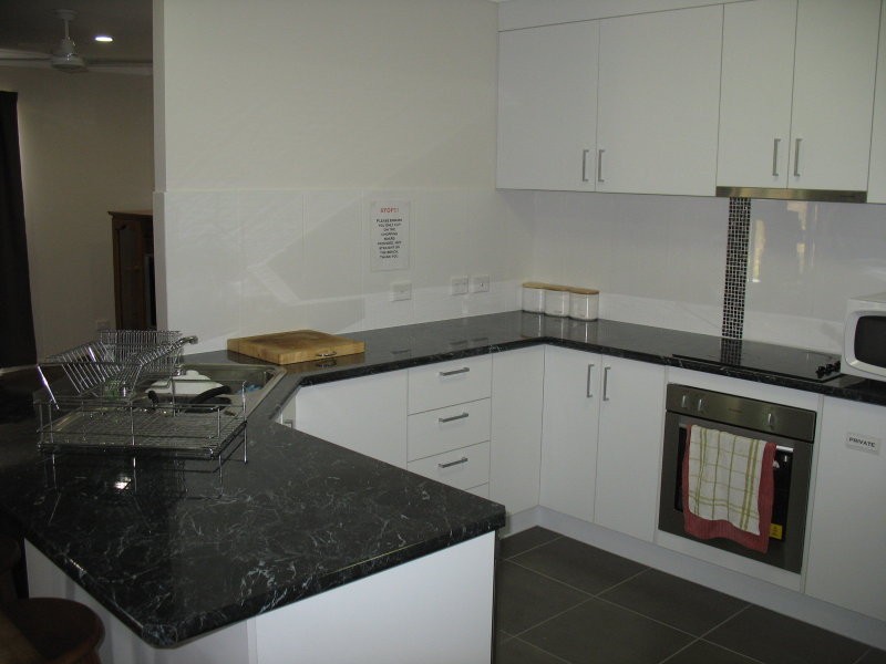 1/ 2, 46 South Molle Boulevard, Cannonvale QLD 4802