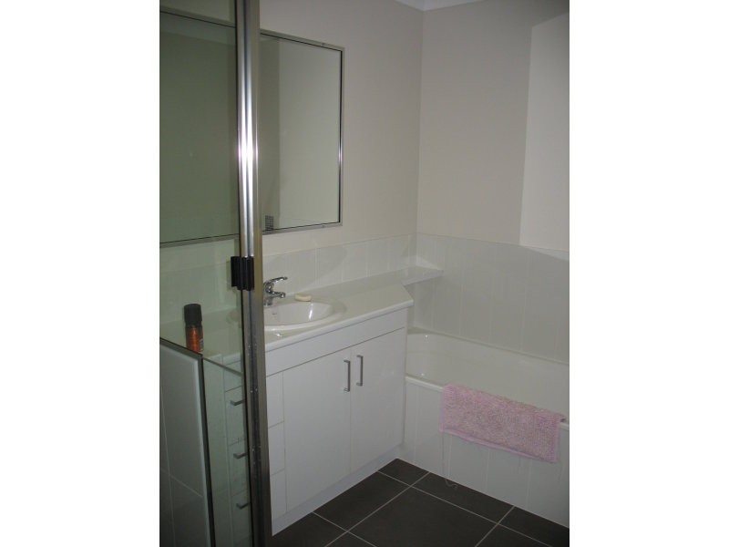 1/ 2, 46 South Molle Boulevard, Cannonvale QLD 4802