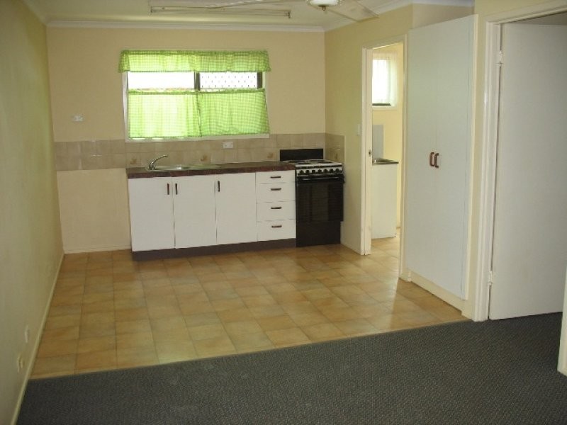 1/301 Bridge Road, Mackay QLD 4740