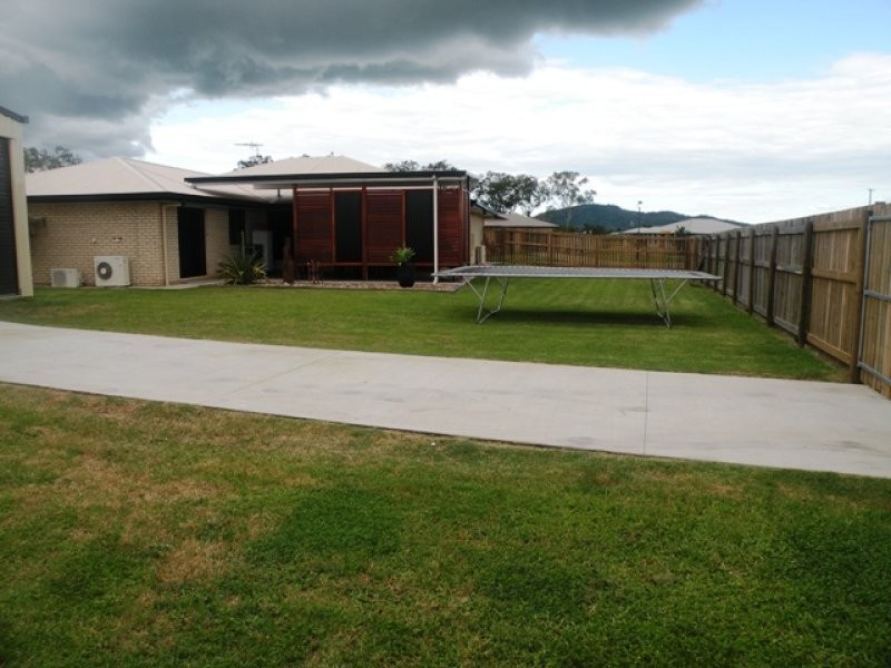 1 Armstrong Court, Marian QLD 4753