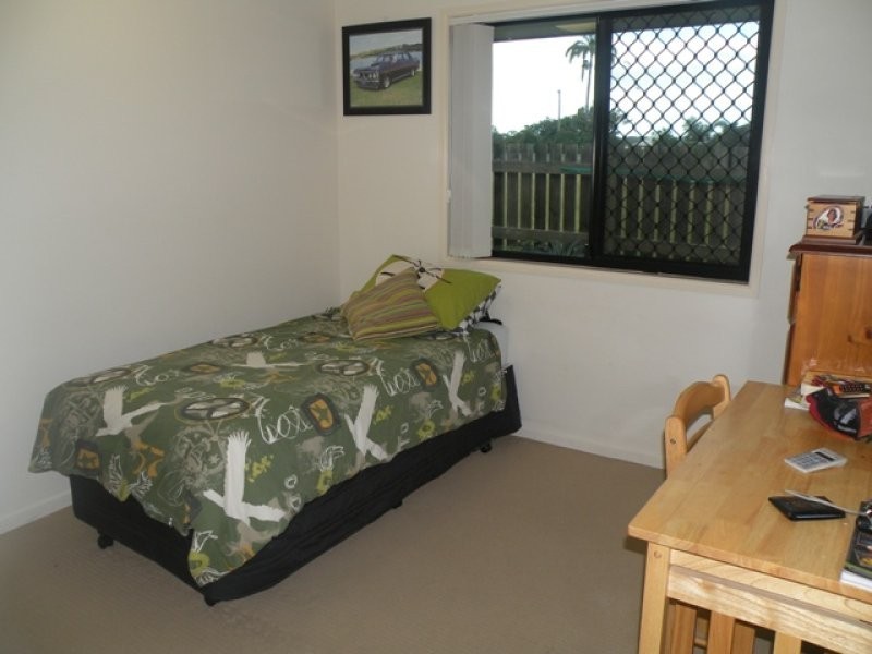 1 Armstrong Court, Marian QLD 4753