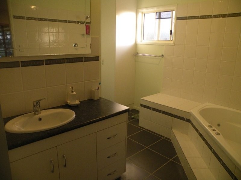 40 Ben Nevis Street, Beaconsfield QLD 4740